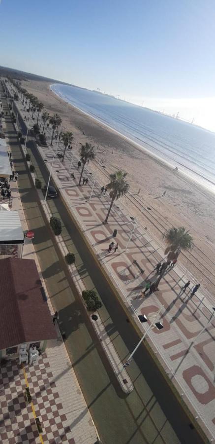 Primera Linea De Playa En Valdelagrana El Puerto de Santa María Eksteriør bilde